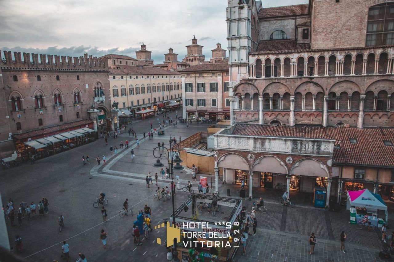 Hotel Torre Della Vittoria 1928 フェラーラ エクステリア 写真